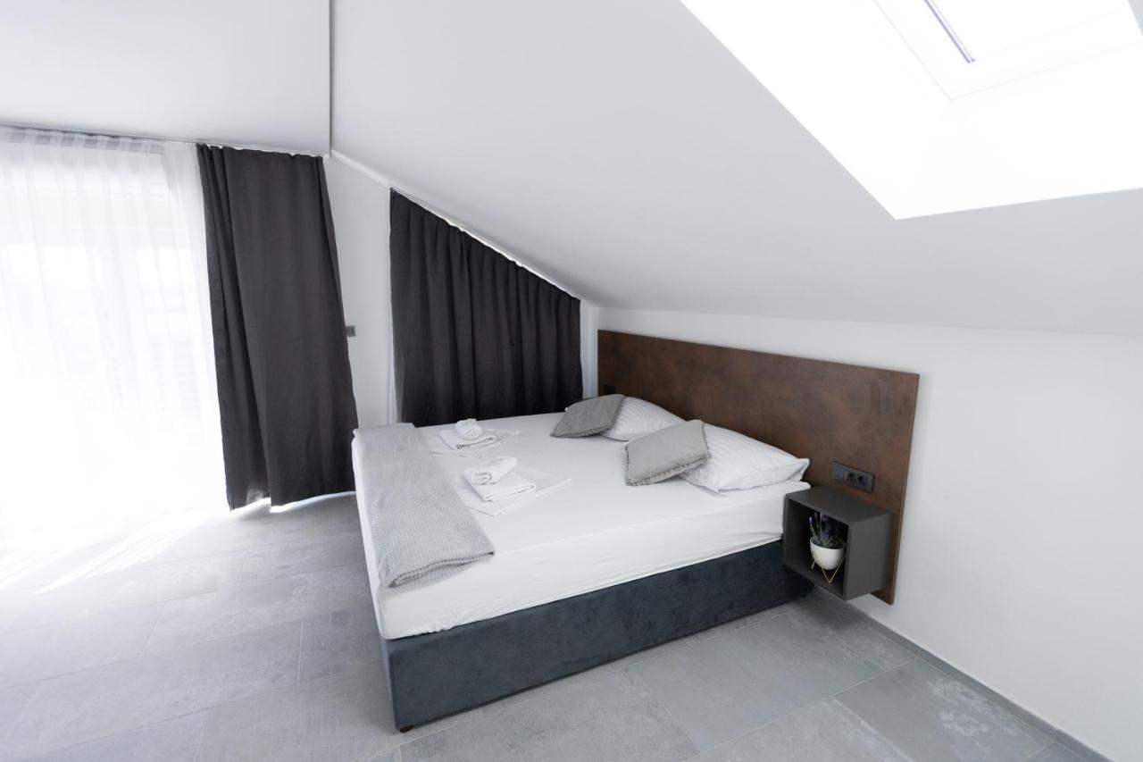 D8 B&B Zára Kültér fotó